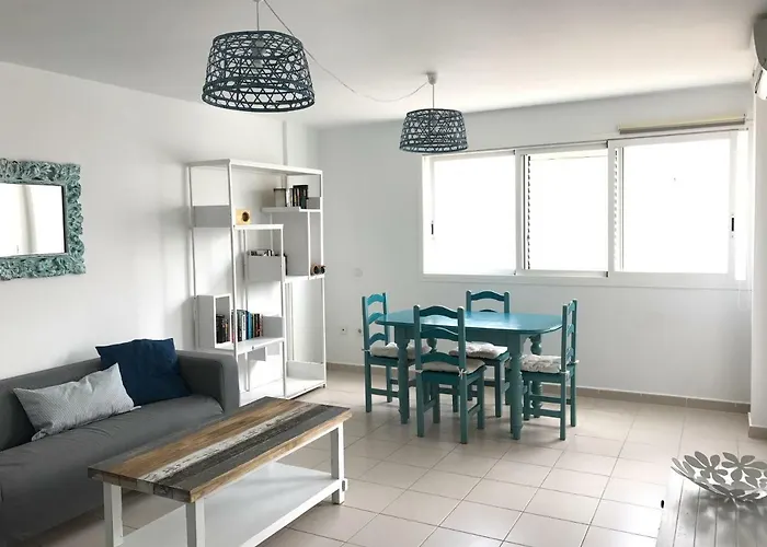 La Marinera 37 * Cotillo